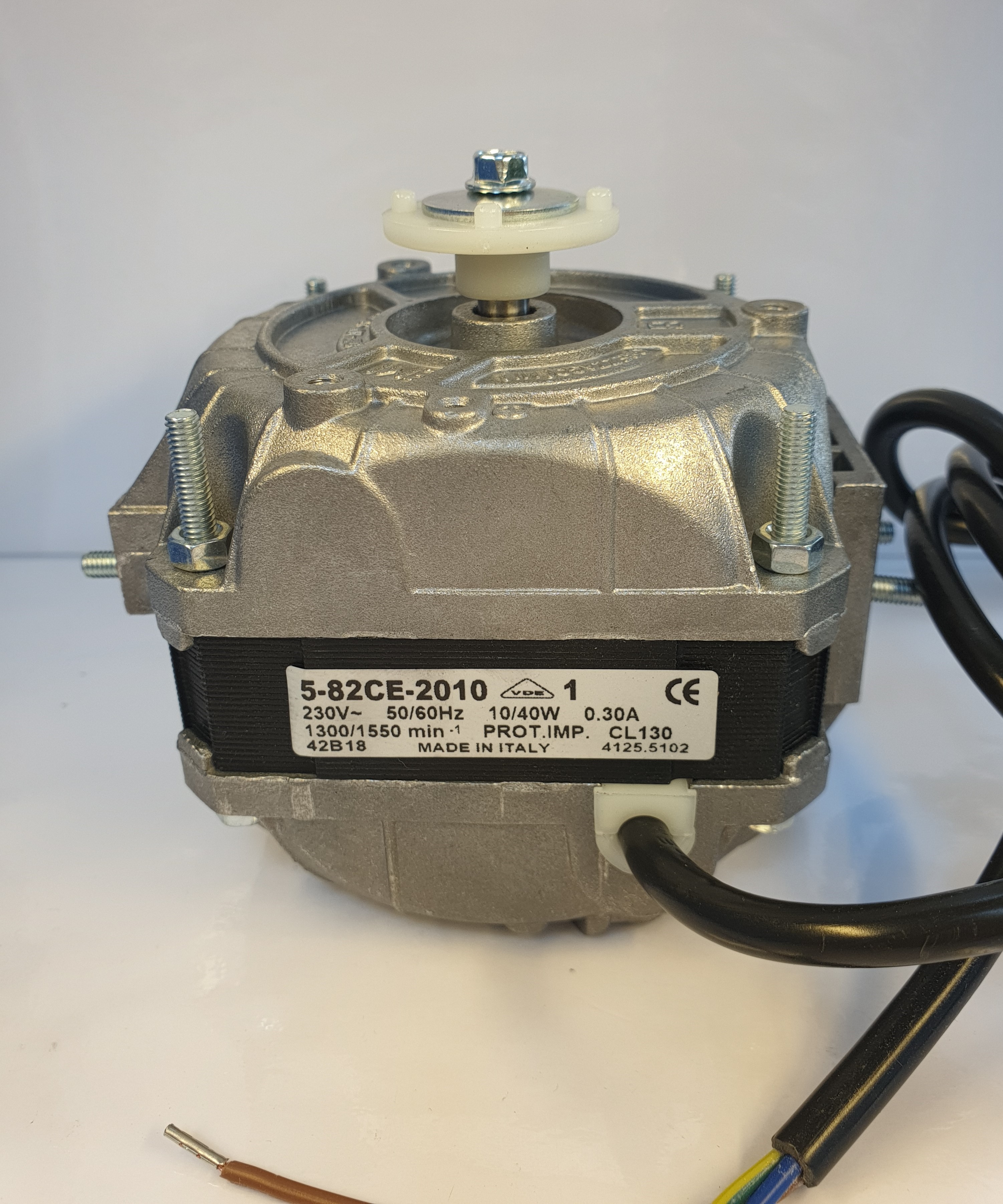 VENTILATOR 10 WATT LÄNGE WELLE - cod. 5-82CE-2010/2 230V - 50/60Hz 10/40W 0.30A